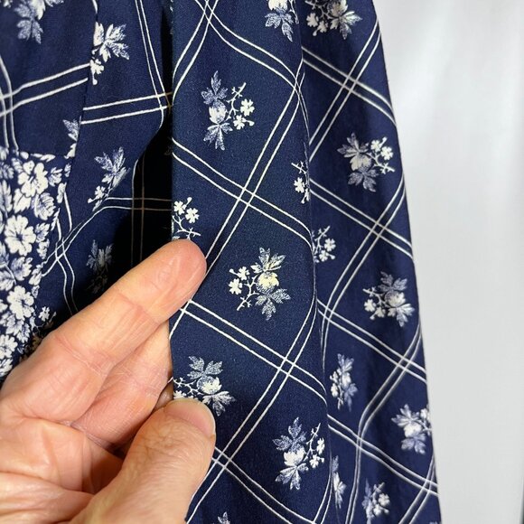 Vintage 1970s Nancy B Blue Floral Minidress Long Sleeves *Flaw - Picture 6 of 16